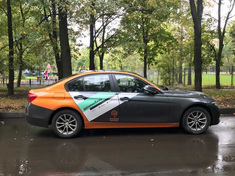 Тесла делимобиль спб